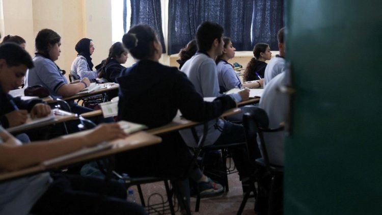 Uczniowie w jednej z libańskich szkół