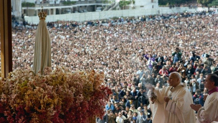 Der polnische Papst 1982 in Fatima