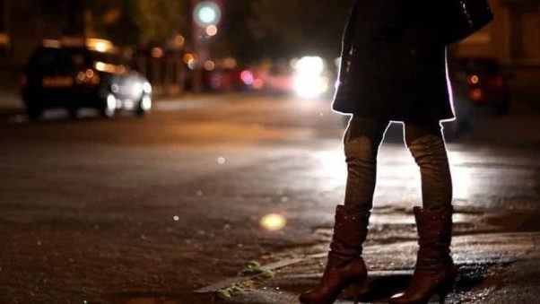 Sozialethikerin Elke Mack und Verfassungsrechtler Ulrich Rommelfanger stellen der deutschen Prostitutionspolitik ein vernichtendes Zeugnis aus.