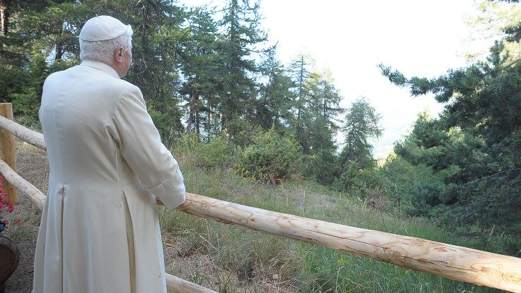 Pave Benedikt XVI i Aostadalen i juli 2009