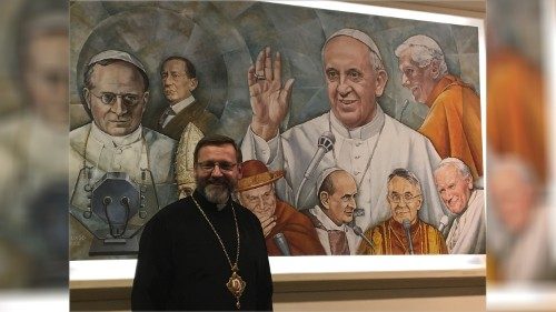 Papst erhielt Gebetbuch von vermissten ukrainischen Ordensleuten