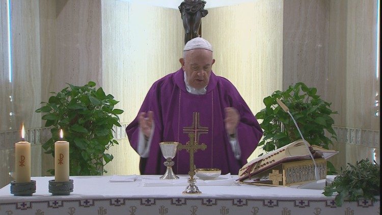 2020.04.07 Papa Francesco celebra la Messa a Casa Santa Marta