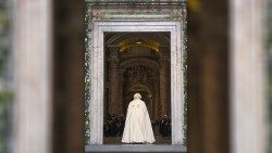 Papa Francisc la deschiderea Porții Sfinte a Jubileului extraordinar al milostivirii din 8 decembrie 2016