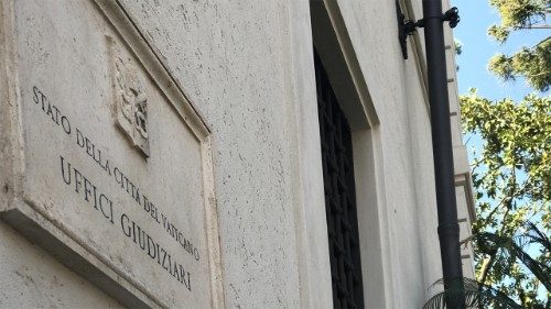 Les trois accusés dans le procès sur la gestion des fonds du chœur de la chapelle Sixtine condamnés