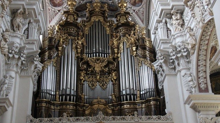 2021.05.18 organo, chiesa, Germania