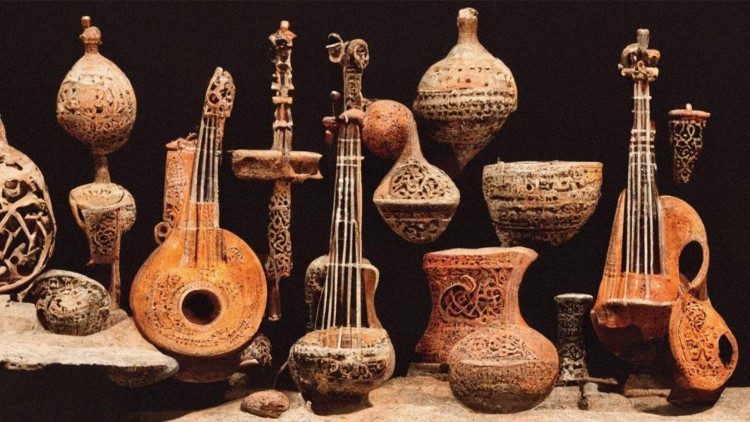 2022.12.01 Musica popolare armena