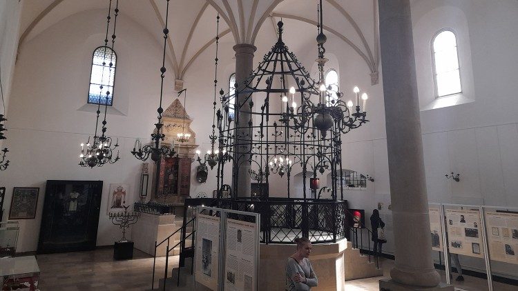 In der Alten Synagoge in Krakau