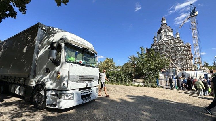 TIR с гуманитарной помощью от Папы Франциска прибыл в Харьков (Украина, 14 сентября 2023 г.)