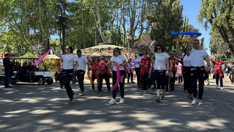 2024.04.21 Marcia per la Pace al Villaggio per la Terra 