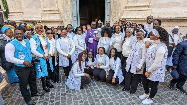 La chorale de l’aumônerie congolaise de Rome, à l’occasion de la célébration des 30 ans de cette aumônerie et des 60 ans du martyre d’Anuarite