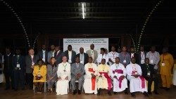 Kigali: Cérémonie de lancement officiel des activités de l'Institut Pacte Educatif, Photo d'ensemble 