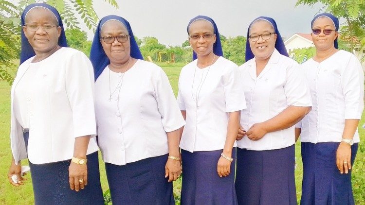 Misionářské sestry Panny Marie od Nejsvětějšího růžence, region Ghana