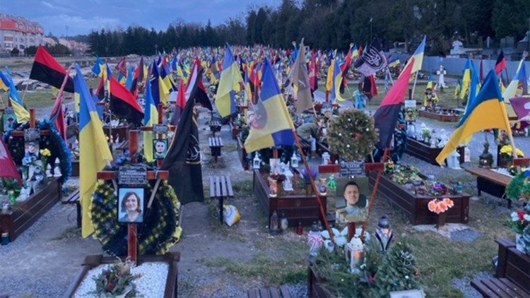 Soldatenfriedhof bei Lwiw (Lemberg, Ukraine) - Foto: Justitia et Pax