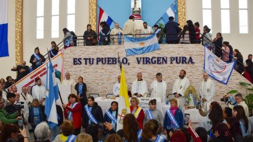 Argentine, les évêques remercient les femmes qui nourrissent les pauvres 