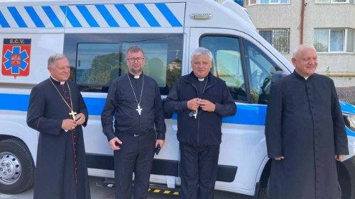 «Un signe d’espoir»: le Pape offre une ambulance à un hôpital ukrainien