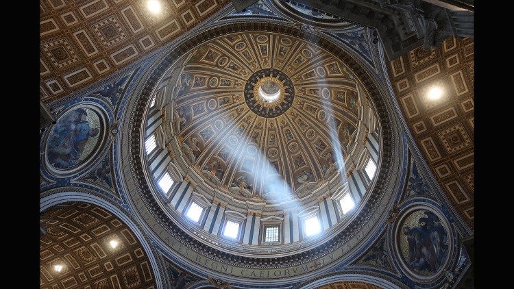 L'interno della Cupola di San Pietro