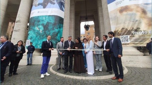 "Changes" photo exhibit inaugurated in St. Peter's Square