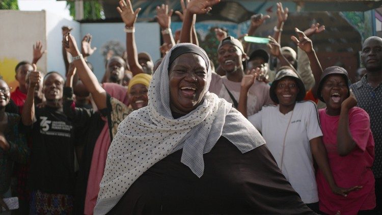 “Como mujeres tenemos el poder interior de ser pacientes. Creo que el poder de nosotras es ser madres. Ser madre es un título muy grande”, sostiene Mama Shamsa.