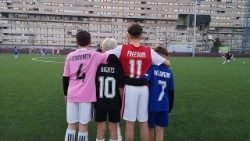 I valori trasmessi da Calciosociale nelle maglie dei ragazzi