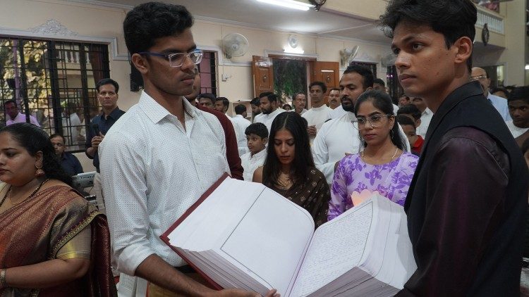 2024.11.29 Two Bibles handwritten by parishioners in India