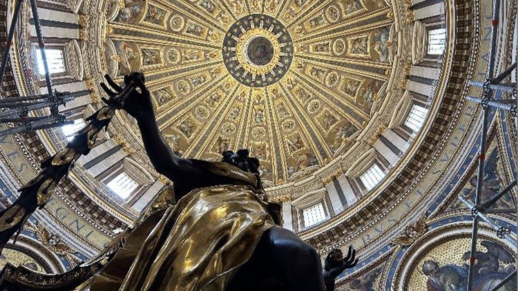 Il restauro del Baldacchino di San Pietro