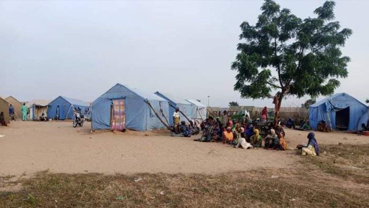 camp de recasemennt des sinistrés des innondations de Yagoua