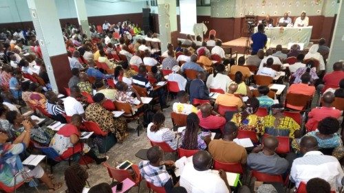 En Côte d’Ivoire, célébration du cinquantenaire du Renouveau charismatique 