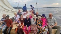 Residents of the Sail House on an outing at Lake Victoria